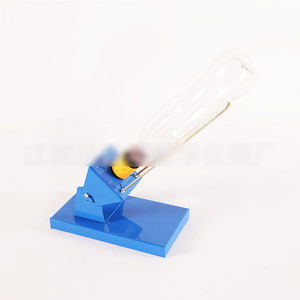 Fusée à eau 80170 : Les élèves du primaire conçoivent des équipements d'expérimentation de physique pour le lycée utilisant le rapport de masse et l'air. - Product Image 2