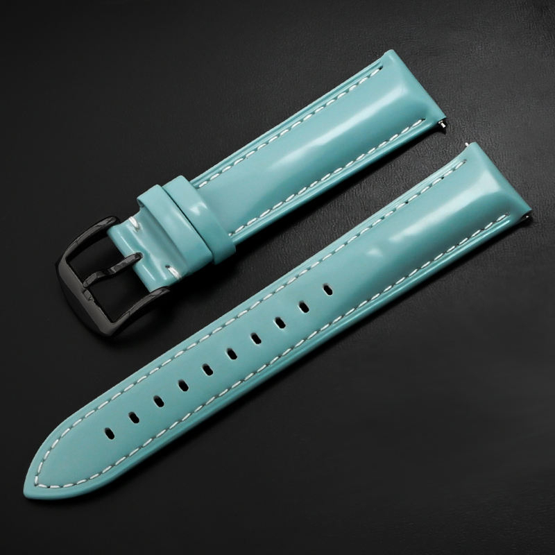 azzurro chiaro + fibbia nera