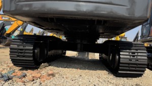 รถขุดตีนตะขาบ Volvo EC360 มือสอง ขนาด 36 ตัน เครื่องยนต์เดิม ชั่วโมงการทำงานต่ำ มาตรฐาน EPA CE มอเตอร์ เกียร์ ปั๊มไฮดรอลิก - Product Image 3