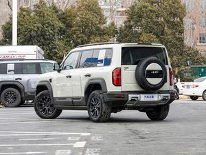 Accettiamo Ordini Personalizzati: Formula Leopard 5 2025, SUV Ibrido Plug-in di Medie Dimensioni, Veicolo ad Alta Prestazione a Nuova Energia, Motore 1.5t, Autonomia 700+km - Product Image 4
