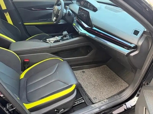 Venta al por Mayor en China: Changan Univ 1.5T 2023 2024 2025, Autos Nuevos 2024, Changan UNI-V IDD, Auto de Gasolina en Venta - Product Image 6
