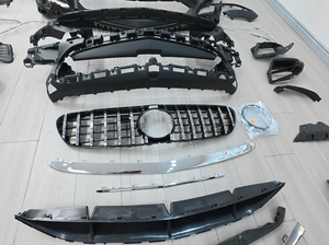 Kit Carrozzeria Perfetto per Mercedes-Benz W217/C217 Classe S Coupé, Aggiornamento a S65 <span class=keywords><strong>AMG</strong></span> con Griglia Anteriore e <span class=keywords><strong>Paraurti</strong></span> Posteriore - Product Image 3