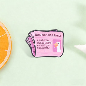 Sarcastische "Golpear a La Gente" emaille pin grappige gans krant broche voor fans verzamelbaar cadeau - Product Image 3