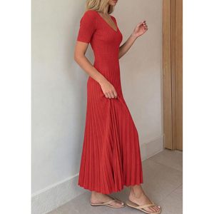 Robe pull mi-longue pour femme FOXA, col en V, manches courtes, coupe trapèze, plissée, tricot côtelé, tenue printemps-été, style élégant - Product Image 4