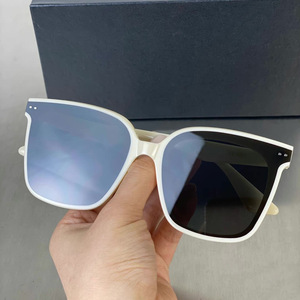 Gafas de Sol Modernas para Mujer, de Alta Gama, Resistentes a los Rayos UV, Protección Solar - Product Image 2