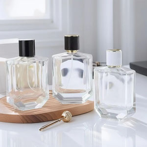 Botella de Perfume de Vidrio Transparente de Alta Calidad de 100 ml, Diseño Cuadrado Único y Plano, con Tapa, para Hombre y Mujer - Product Image 1