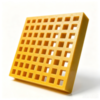 Grille en fibre de verre poreuse de haute qualité 12x12/38x38mm, utilisée pour les passerelles piétonnières et les marches d'escalier, peut être coupée sur mesure, production en usine
