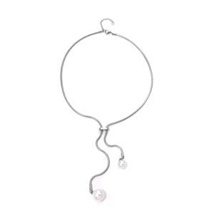 Collier de perles en acier inoxydable 316L plaqué or PVD, chaîne durable et résistante avec design de perle tombante - Product Image 1