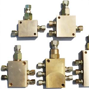 Válvula Divisora Progresiva de 2, 3, 4 y 6 Vías Compatible con SKF, Lincoln, Bijur y <span class=keywords><strong>Delimon</strong></span> para Sistemas de Lubricación - Product Image 1