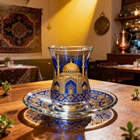 Desain Mesjid Biru Emas Turki, Set cangkir teh kaca bening dengan piring