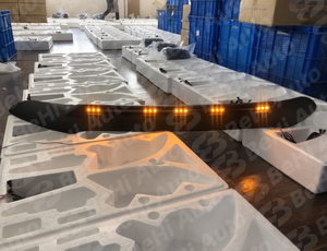 Protecteur de <span class=keywords><strong>capot</strong></span> avec lumières LED <span class=keywords><strong>Capot</strong></span> avant Bug Shield POUR <span class=keywords><strong>Ford</strong></span> <span class=keywords><strong>Ranger</strong></span> 2012- 2021 Déflecteur de <span class=keywords><strong>capot</strong></span> Protecteur Accessoires de voiture Partie - Product Image 3