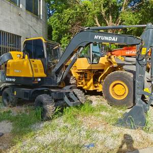 En stock, mini-pelle Hyundai 60WVS d'occasion à vendre avec roue de 6 tonnes, coréenne originale avec moteur central et composants de boîte de vitesses - Product Image 5