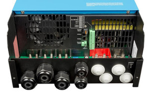 Invertisseur Vic Tron Multi Plus 488000, entrée 48V, sortie 8000VA, 230V 110A, 58493 - Product Image 2