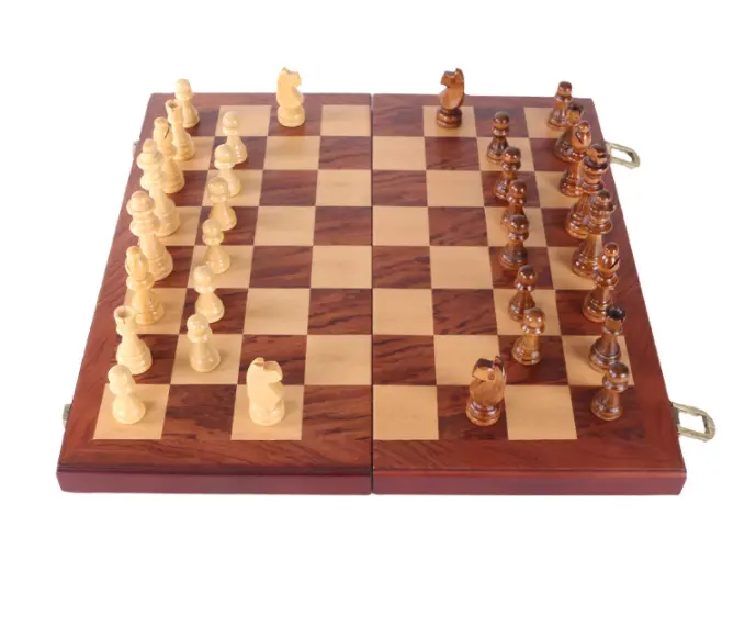 Set di scacchi internazionali in materiale di legno di alta qualità per il gioco