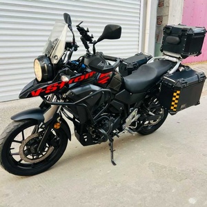 Motocicleta de Aventura DL250 V Strom de Dos Cilindros Refrigerada por Aire - Product Image 2