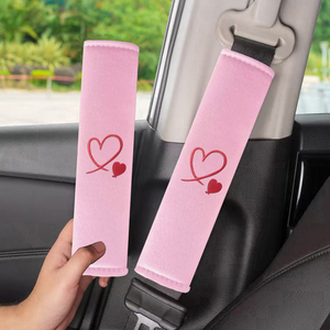 YECAI Copri Cintura di Sicurezza Auto con Ricamo a Cuore, Morbida Imbottitura Protettiva per Spalle, Accessori Interni Auto Universali - Product Image 4