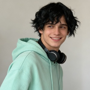 Peluca de aluminio moderna hecha a máquina para modificar el contorno del rostro, estilo japonés, con rizos juveniles, para hombres y mujeres, ideal para cosplay. - Product Image 1