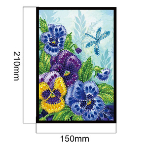 Carnet de croquis de <span class=keywords><strong>page</strong></span> vierge de livre de strass de broderie de peinture de diamant de forme spéciale, 5D DIY Diamond Painting A5 50 Pages Notebook - Product Image 6