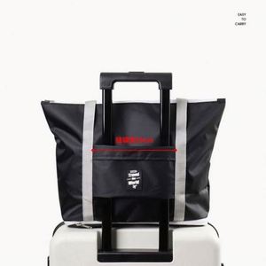 Sac de voyage pliable double couche en tissu Oxford léger et spacieux pour vêtements, avec logo personnalisé, vente en gros - Product Image 4