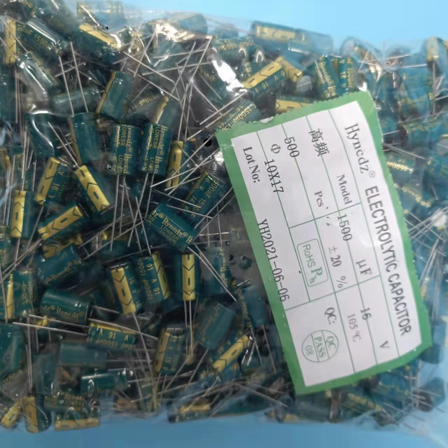 1500uF 16V 10x20mm Electrolytic Capacitor for Electronic Devices and Circuits