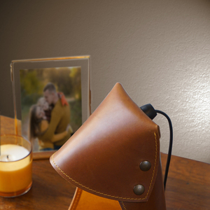 Cubierta de lámpara de escritorio de mesa desmontable Valet Jewelry Key Tray Key Coin Change Case Cesta de almacenamiento de cuero - Product Image 5