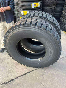 Pneus neufs pour camions lourds et camions de chantier à vendre - Product Image 3
