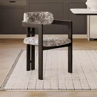 Chaise de restaurant moderne en velours avec coussin, structure en fer, design imperméable pour cafés et restaurants