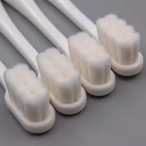 Practical Toothbrushes Clear Toothbrush Toothbrush With High Density Bristles