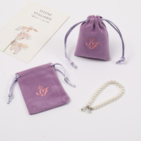 Pochette en velours personnalisable avec logo, idéale pour bijoux, montres, parfums, rouges à lèvres, rangement, anti-poussière, cadeau, 7*9cm, carrée, portable, en promotion