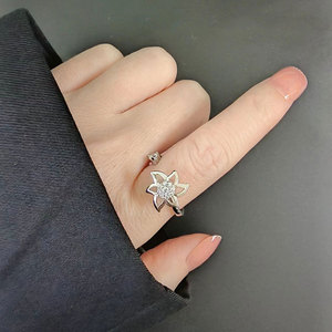Anillos ajustables sencillos con diseño floral, anillos giratorios antiestrés con circonitas pavé, chapados en oro blanco sobre cobre, joyería para aliviar el estrés para mujer - Product Image 2