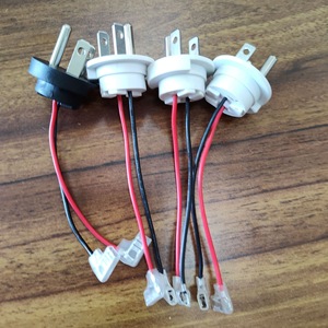 ปลั๊กไฟฟ้า 120V 15A มาตรฐาน พร้อมสายดิน พลาสติก สำหรับที่อยู่อาศัย ใช้งานทั่วไป - Product Image 3