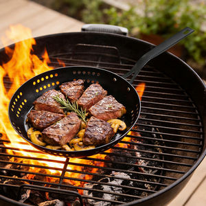 Poêles <span class=keywords><strong>de</strong></span> barbecue en gros antiadhésives en acier au carbone perforé pour l'extérieur, idéales pour les légumes et les <span class=keywords><strong>fruits</strong></span> <span class=keywords><strong>de</strong></span> <span class=keywords><strong>mer</strong></span> - Product Image 1