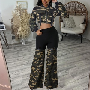 Conjunto de 2 Piezas para Mujer, Camuflaje, Manga Larga, Cintura Descubierta, Pantalón de Mezclilla Elástica con Cinturón, Personalizado, a la Moda - Product Image 1