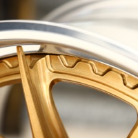Jantes forgées en deux parties WF de 18, 19, 20 et 22 pouces, 5x110, 5x112, 5x120, finition dorée, lèvre polie, compatibles avec Dodge Charger, Challenger, Camaro, Corvette C6
