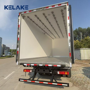 Le nouveau camion frigorifique HOWO TX 6x4 diesel manuel, avec une plage de température allant jusqu'à -20°C ° C - Product Image 4