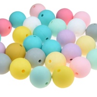 Perles de dentition en silicone, perles focales, bijoux souples pour bébé, sans BPA, 137 couleurs en stock, rondes de 15 mm, prix d'usine, vente en gros