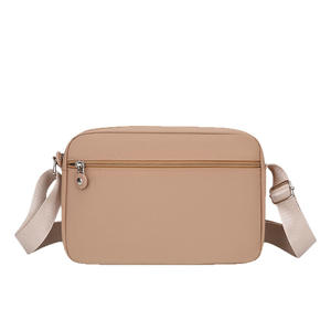 Sac à bandoulière décontracté pour femme en nylon imperméable, bandoulière unique, multi-poches, fermeture éclair, motif bonbon, doublure en polyester - Product Image 5