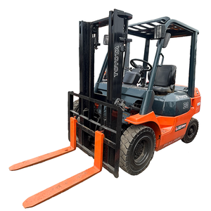 Hot Selling High Quality Second-Hand <strong>Komatsu</strong> Toyota Over 3 Ton <strong>Forklift</strong> Truck Diesel Internal Combustion Balancing Used <strong>Forklift</strong>
