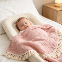 Couverture de poussette portable en coton pur doux à double couche en tissu crêpe avec pompons, pour toutes les saisons, pour enfants