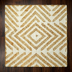 Tapis d'extérieur carré chic et contemporain en jute fait main, à poils longs, lavable, toucher organique, motif floral minimaliste, pour tout espace extérieur - Product Image 1