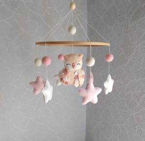 Nouveauté Lit bébé Filles Jouets sensoriels Musical Hibou en feutre rose Étoile <span class=keywords><strong>Oiseau</strong></span> Jouet de crèche <span class=keywords><strong>Mobile</strong></span> en <span class=keywords><strong>bois</strong></span> Forêt - Product Image 4