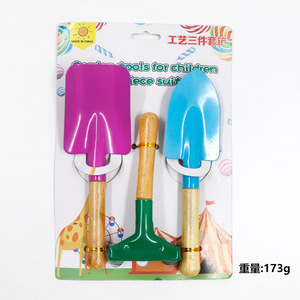 Râteau en plastique vert avec manche en bois, longueur 15 cm, 3 dents de 7 cm, pour jardin et plage - Product Image 5