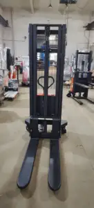 Everlift tumpuk semi-elektrik 1000kg 1500kg 2000kg Stacker palet Semi elektrik dengan harga pabrik