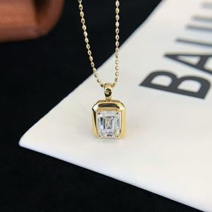 Good Gifts for Mom: Thoughtful, Stylish & Meaningful Ideas