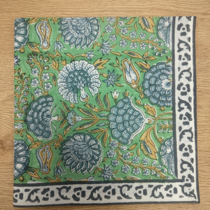 Serviettes carrées en coton 100% faites à la main Ridhi, motif floral indien bleu-vert 20x20, pour mariages, décoration de luxe pour la maison et hôtels - Product Image 3