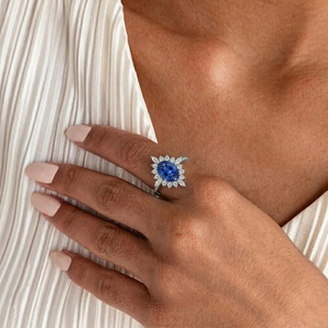 Bague halo en saphir bleu en argent sterling, bague de fiançailles en saphir ovale, bague halo vintage en diamant, cadeau pierre de naissance de septembre pour - Product Image 3
