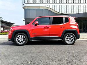 Auto <span class=keywords><strong>Usado</strong></span> 2018 2019 <span class=keywords><strong>2020</strong></span> <span class=keywords><strong>Jeep</strong></span> <span class=keywords><strong>Renegade</strong></span> SUV Pequeño con 7DCT FWD, Volante a la Izquierda, Asientos de Cuero, Llantas R17 - Product Image 3