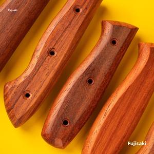 Mango <span class=keywords><strong>de</strong></span> cuchillo <span class=keywords><strong>de</strong></span> madera <span class=keywords><strong>de</strong></span> pereira <span class=keywords><strong>de</strong></span> dos piezas, accesorio hecho a mano <span class=keywords><strong>de</strong></span> madera maciza con protector <span class=keywords><strong>de</strong></span> mano fijo y <span class=keywords><strong>remaches</strong></span> <span class=keywords><strong>para</strong></span> uso doméstico - Product Image 2