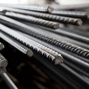 <span class=keywords><strong>Barre</strong></span> d'armature en acier déformé ASTM A615 Gr60 HRB400 4mm-12mm pour la construction de bâtiments et les projets de ponts - Product Image 2