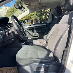 Volkswagen <span class=keywords><strong>Golf</strong></span> Sedán 2019 Edición Comfort con Caja de Cambios Automática, Asientos de Cuero, Cámara Trasera y Neumáticos R17, Volante a la Izquierda - Product Image 4